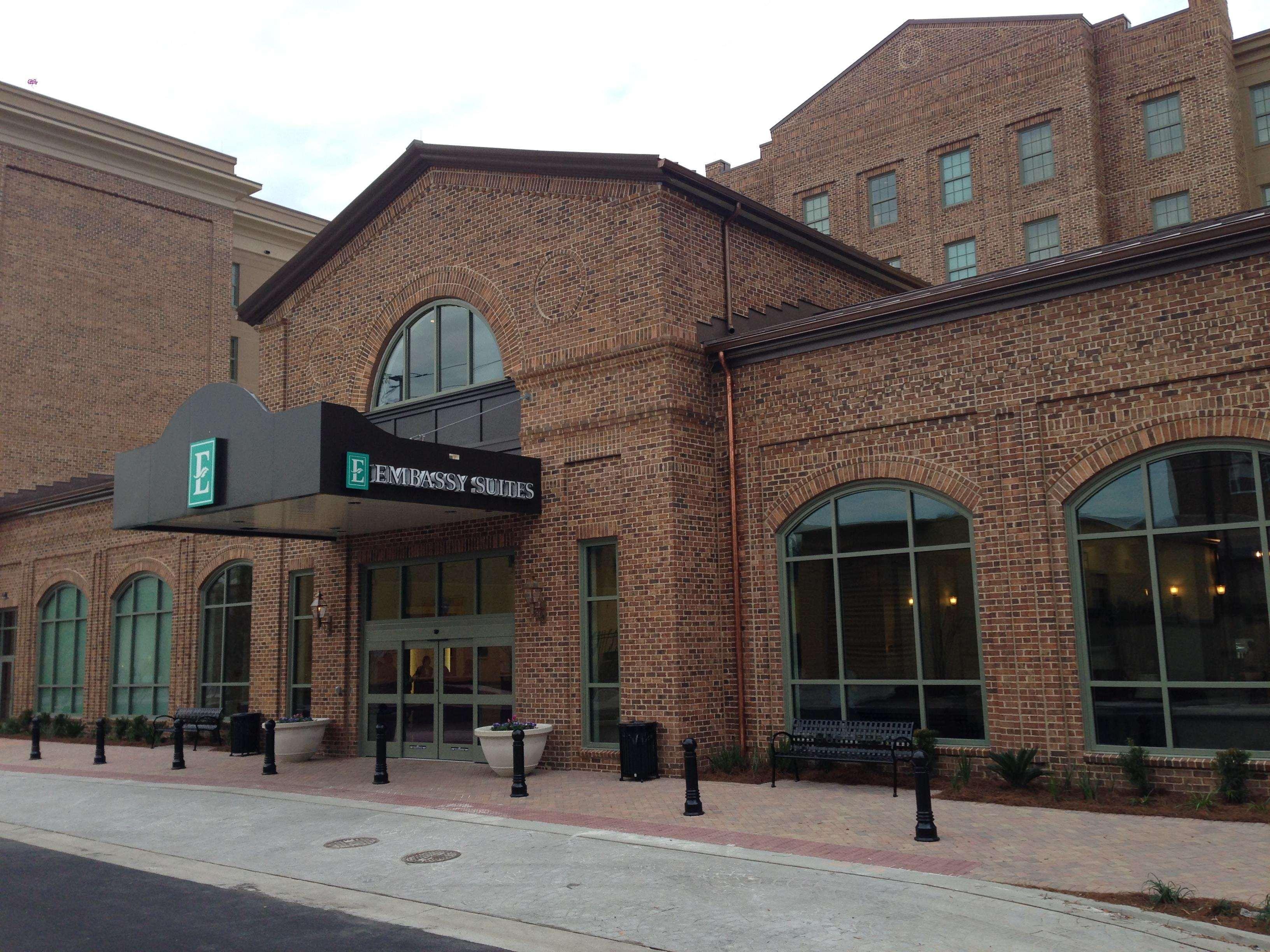 Embassy Suites Savannah Historic District Dış mekan fotoğraf
